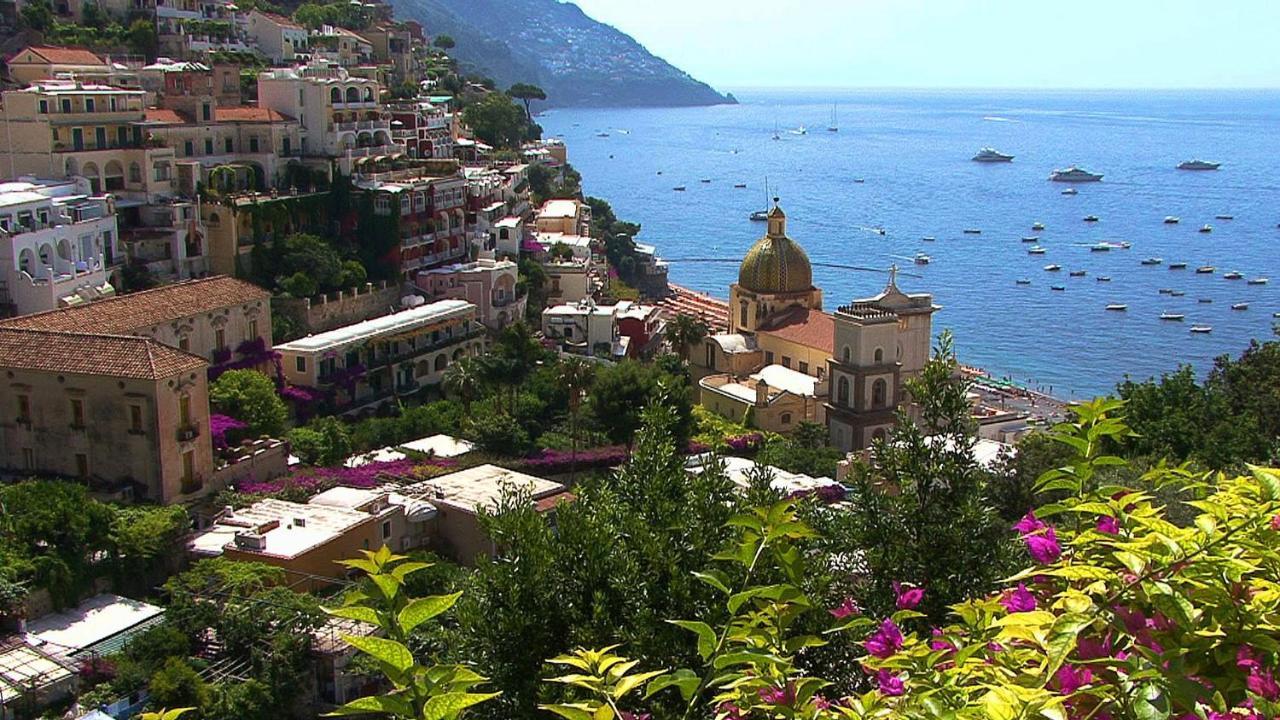 Residenza Regina Margherita Castellammare di Stabia Bagian luar foto