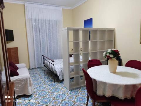 Residenza Regina Margherita Castellammare di Stabia Bagian luar foto